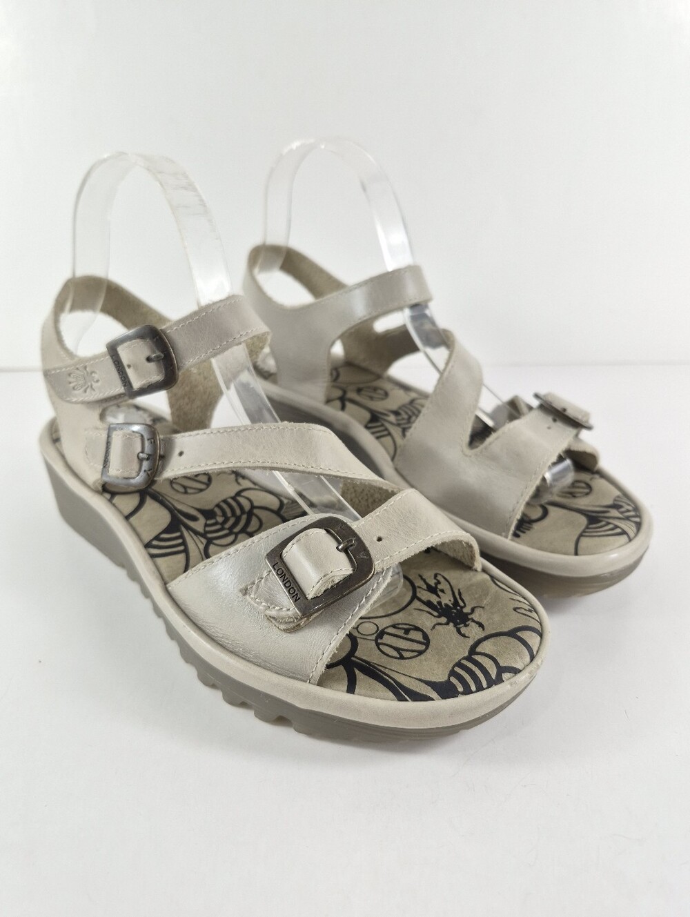 Sz 39 Fly London Triple Strap Leather Sandals
